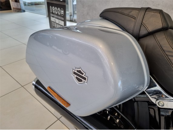 HARLEY-DAVIDSON FLSB Softail Sport Glide, 5HD1YMJ47PS057825