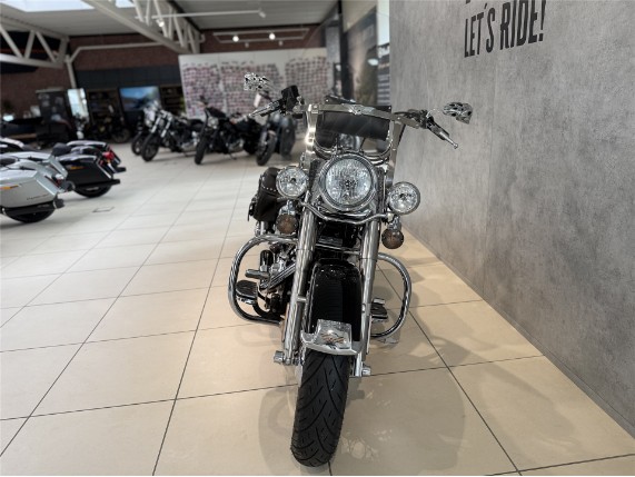 HARLEY-DAVIDSON FLSTC Heritage Classic, 0010811