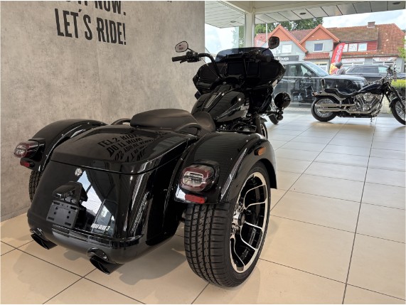 Harley-Davidson FLTRT Road Glide 3, 0011417
