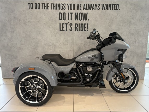 Harley-Davidson FLTRT Road Glide 3, 0011418