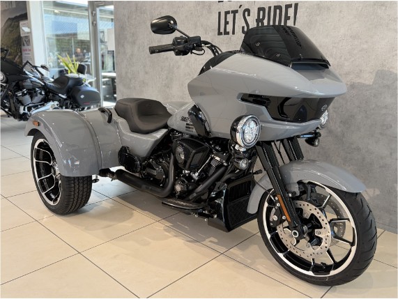 Harley-Davidson FLTRT Road Glide 3, 0011418