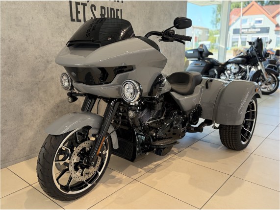 Harley-Davidson FLTRT Road Glide 3, 0011418
