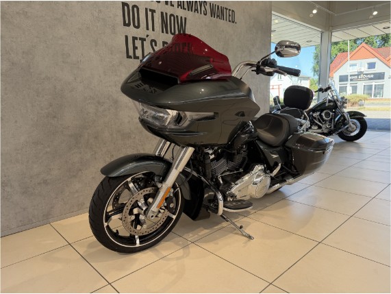 HARLEY-DAVIDSON FLTRX Road Glide, 0010749