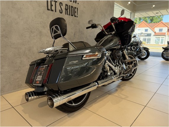 HARLEY-DAVIDSON FLTRX Road Glide, 0010749