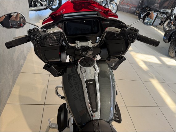 HARLEY-DAVIDSON FLTRX Road Glide, 0010749