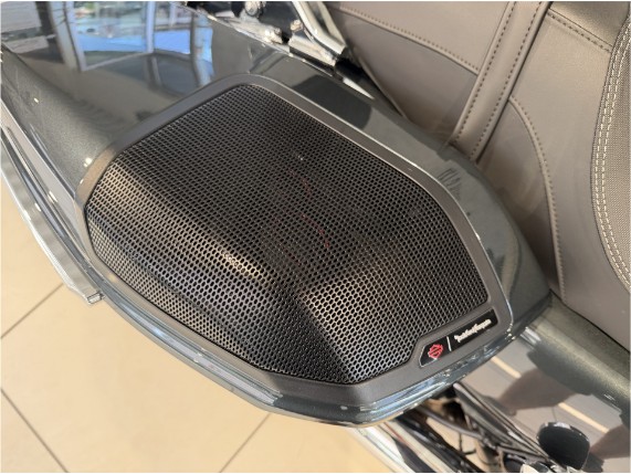 HARLEY-DAVIDSON FLTRX Road Glide, 0010749