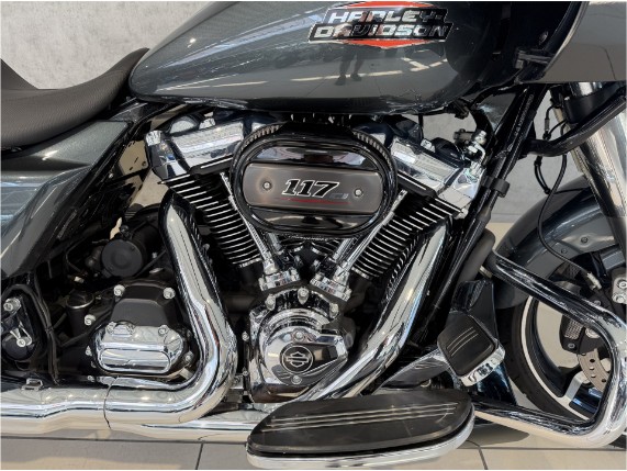 HARLEY-DAVIDSON FLTRX Road Glide, 0010749