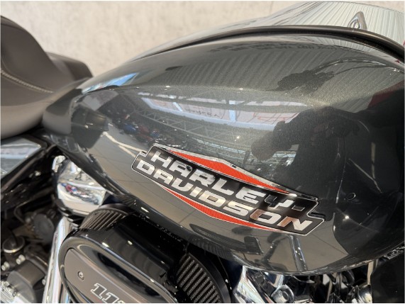 HARLEY-DAVIDSON FLTRX Road Glide, 0010749