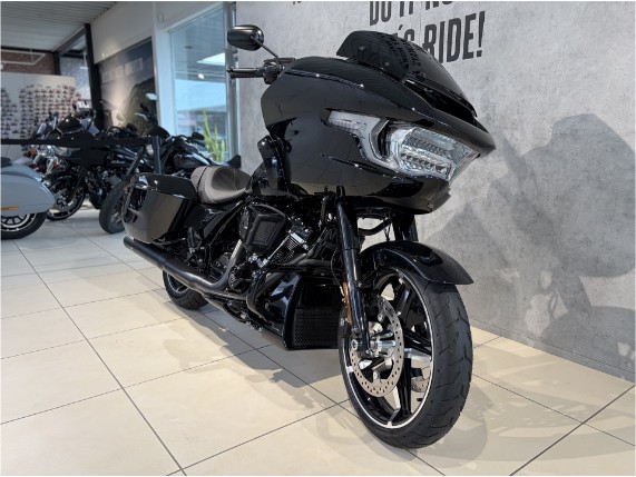 HARLEY-DAVIDSON FLTRX Road Glide, 0010877