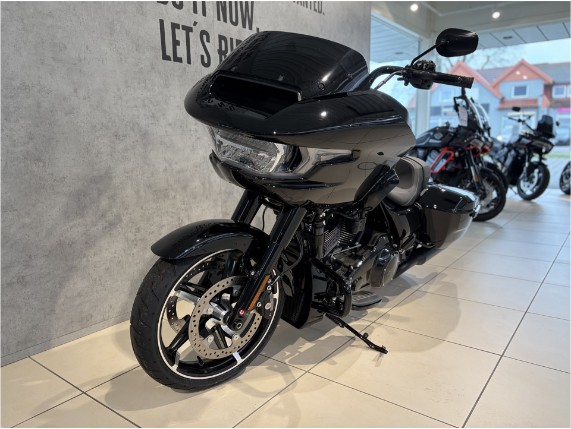 HARLEY-DAVIDSON FLTRX Road Glide, 0010877