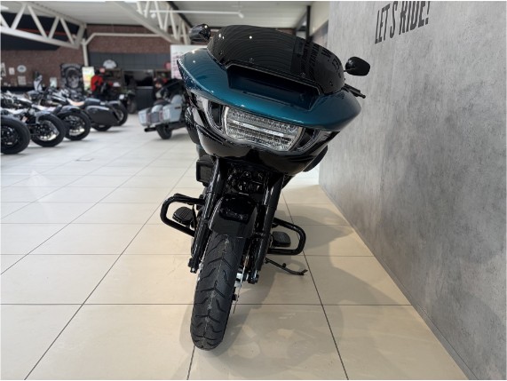 HARLEY-DAVIDSON FLTRX Road Glide, 0011182