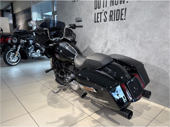 HARLEY-DAVIDSON FLTRX Road Glide, 0011592