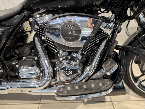 HARLEY-DAVIDSON FLTRX Road Glide, 0011592