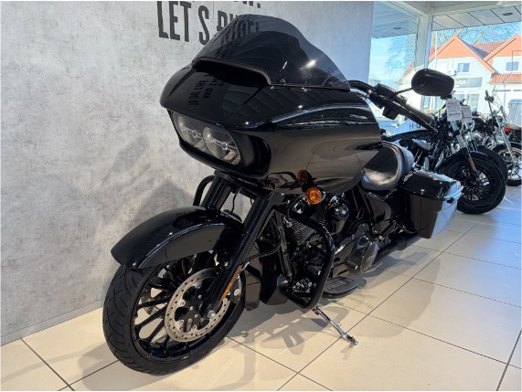 Harley-Davidson FLTRXS Road Glide Special, 0005732