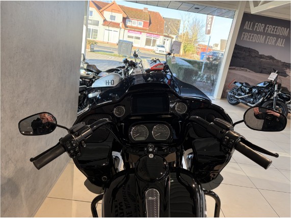 Harley-Davidson FLTRXS Road Glide Special, 0005732