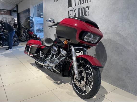HARLEY-DAVIDSON FLTRXS Road Glide Special, 5HD1KTP44MS614737