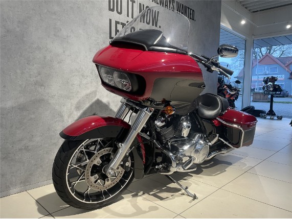 HARLEY-DAVIDSON FLTRXS Road Glide Special, 5HD1KTP44MS614737