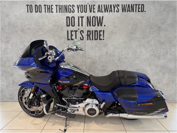 HARLEY-DAVIDSON FLTRXSE CVO Road Glide, 0011273