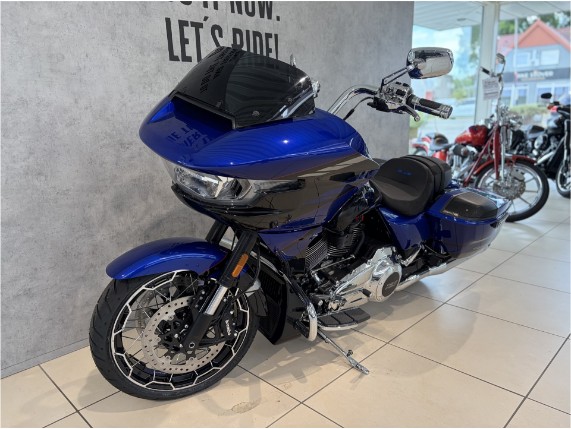 HARLEY-DAVIDSON FLTRXSE CVO Road Glide, 0011273