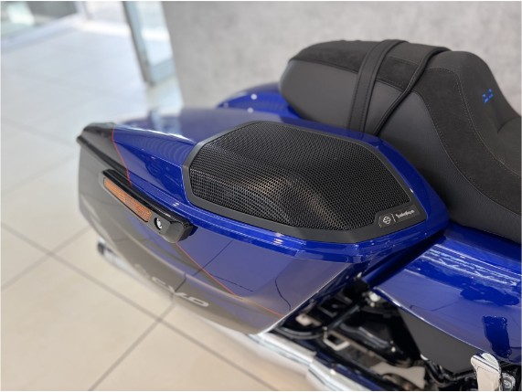 HARLEY-DAVIDSON FLTRXSE CVO Road Glide, 0011273