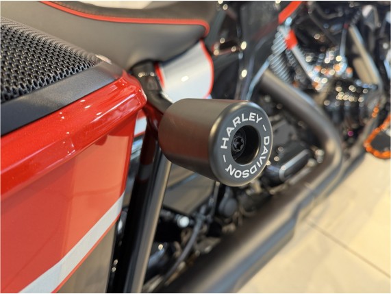 HARLEY-DAVIDSON FLTRXSE CVO Road Glide mit J&H, 0009866