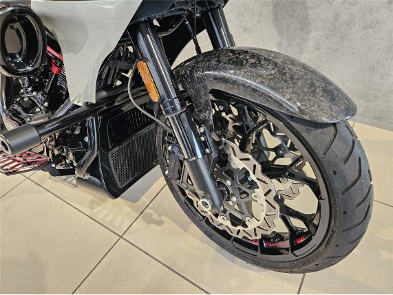 HARLEY-DAVIDSON FLTRXSTSE CVO Road Glide ST, 0010148