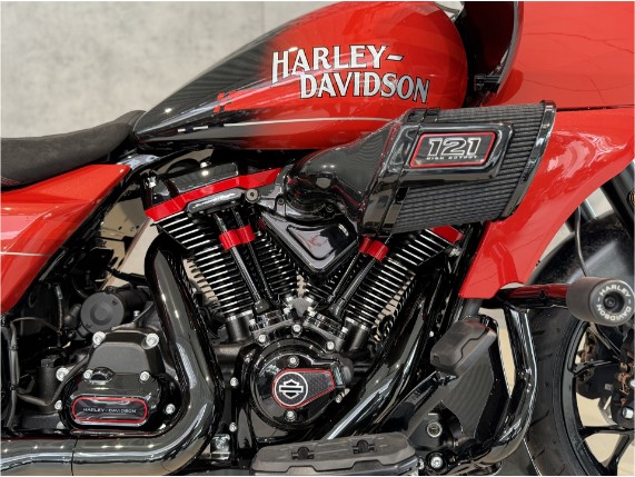 HARLEY-DAVIDSON FLTRXSTSE CVO Road Glide ST, 0011361