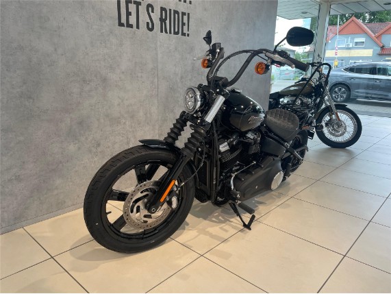 HARLEY-DAVIDSON FXBB Softail Street Bob, 0010586