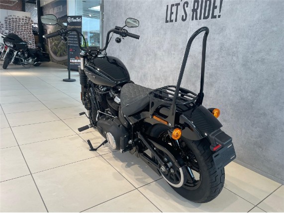 HARLEY-DAVIDSON FXBB Softail Street Bob, 0010586