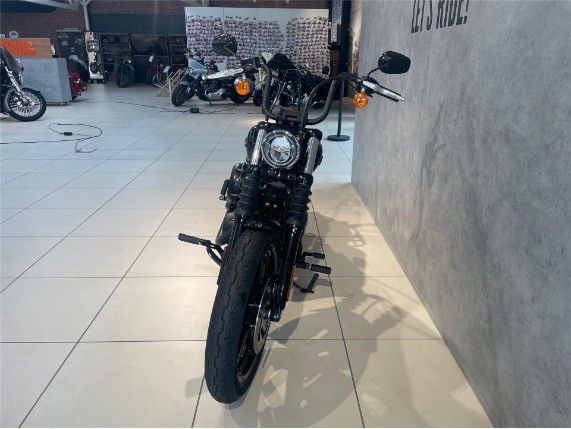 HARLEY-DAVIDSON FXBB Softail Street Bob, 0010586