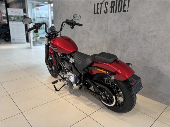 HARLEY-DAVIDSON FXBB Softail Street Bob, 0011305