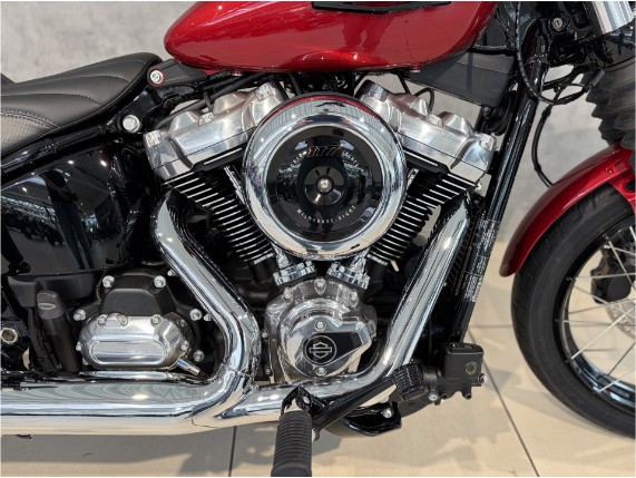 HARLEY-DAVIDSON FXBB Softail Street Bob, 0011305