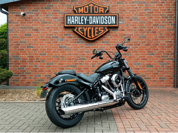 HARLEY-DAVIDSON FXBB Softail Street Bob, 0011321