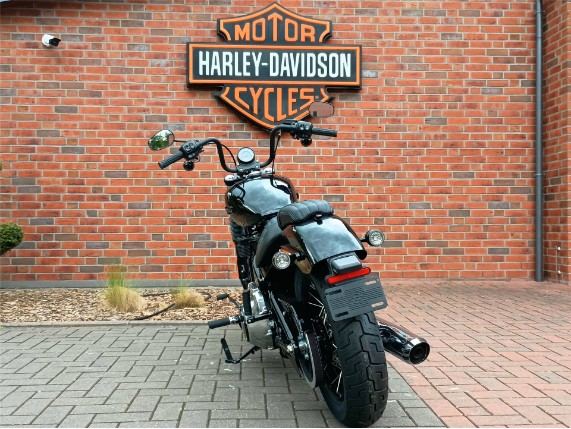 HARLEY-DAVIDSON FXBB Softail Street Bob, 0011321