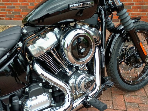 HARLEY-DAVIDSON FXBB Softail Street Bob, 0011322