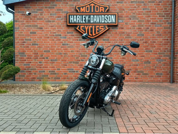 HARLEY-DAVIDSON FXBB Softail Street Bob, 0011323