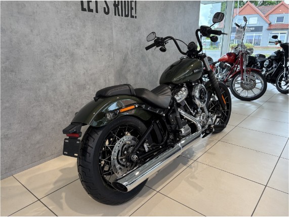 HARLEY-DAVIDSON FXBB Softail Street Bob, 0011501