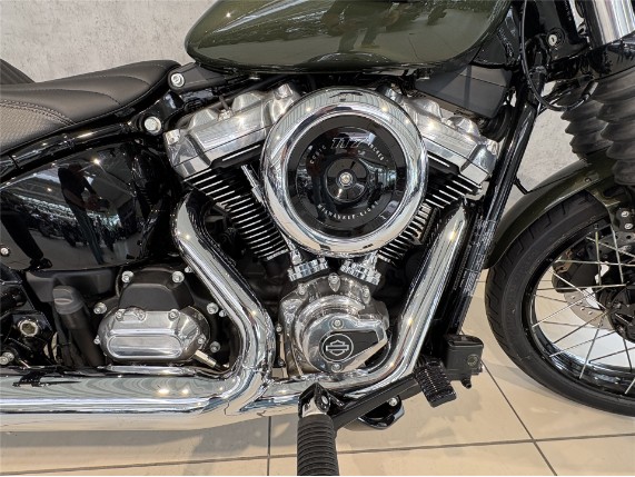 HARLEY-DAVIDSON FXBB Softail Street Bob, 0011501