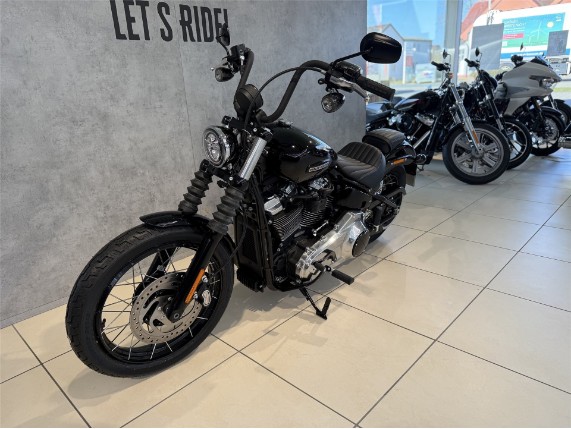 HARLEY-DAVIDSON FXBB Softail Street Bob 117, 0010274
