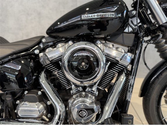 HARLEY-DAVIDSON FXBB Softail Street Bob 117, 0010274