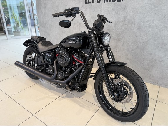 HARLEY-DAVIDSON FXBB Softail Street Bob 117, 0010274