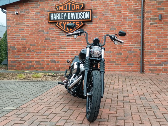 HARLEY-DAVIDSON FXBB Softail Street Bob 117, 0010333