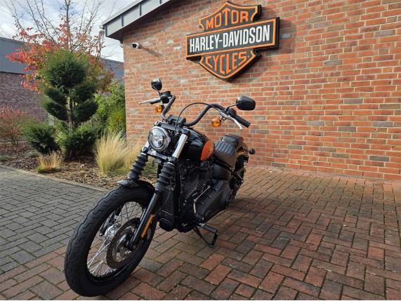 HARLEY-DAVIDSON FXBBS Softail Street Bob, 0006654
