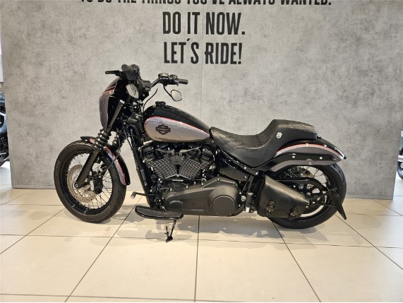 HARLEY-DAVIDSON FXBBS Softail Street Bob, 0008220