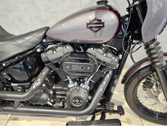 HARLEY-DAVIDSON FXBBS Softail Street Bob, 0008220