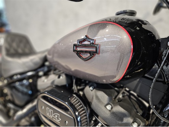 HARLEY-DAVIDSON FXBBS Softail Street Bob, 0008220