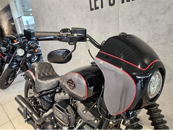 HARLEY-DAVIDSON FXBBS Softail Street Bob, 0008220