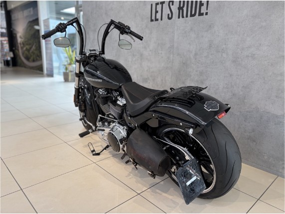 HARLEY-DAVIDSON FXBR Softail Breakout 107, 0004211