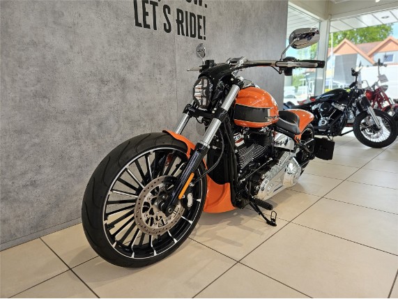 Harley-Davidson FXBR Softail Breakout 117, 0009447