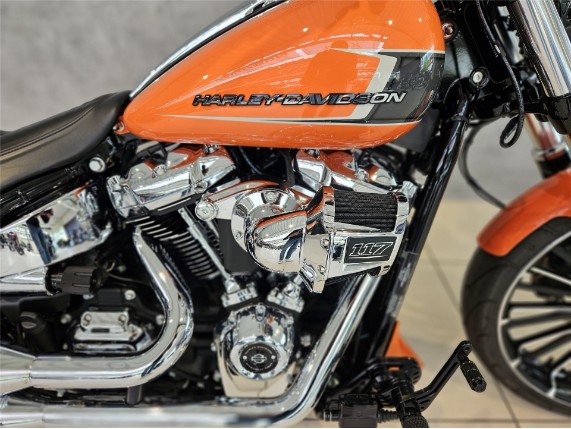 Harley-Davidson FXBR Softail Breakout 117, 0009447